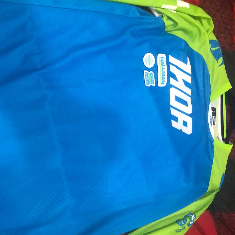 A size small Thor dirt bike Shirt